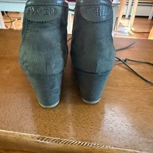 Matix Black and Green Wedge Shoes